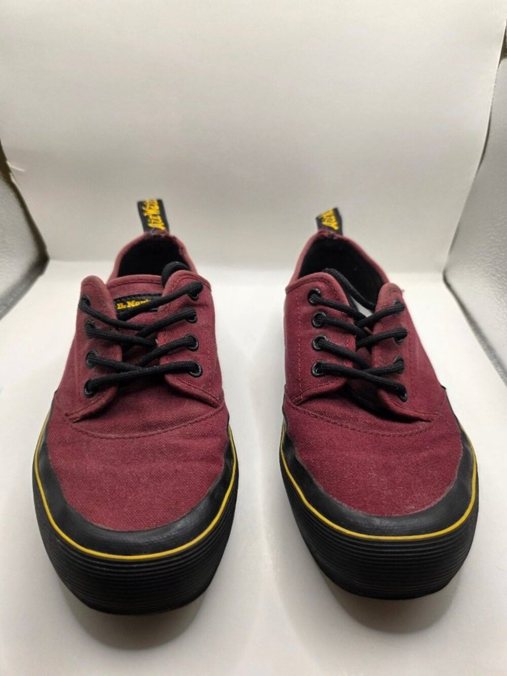 Dr. Martens Canvas Shoes Women's Burgundy Black Low Top Lace Up AirWair size 7